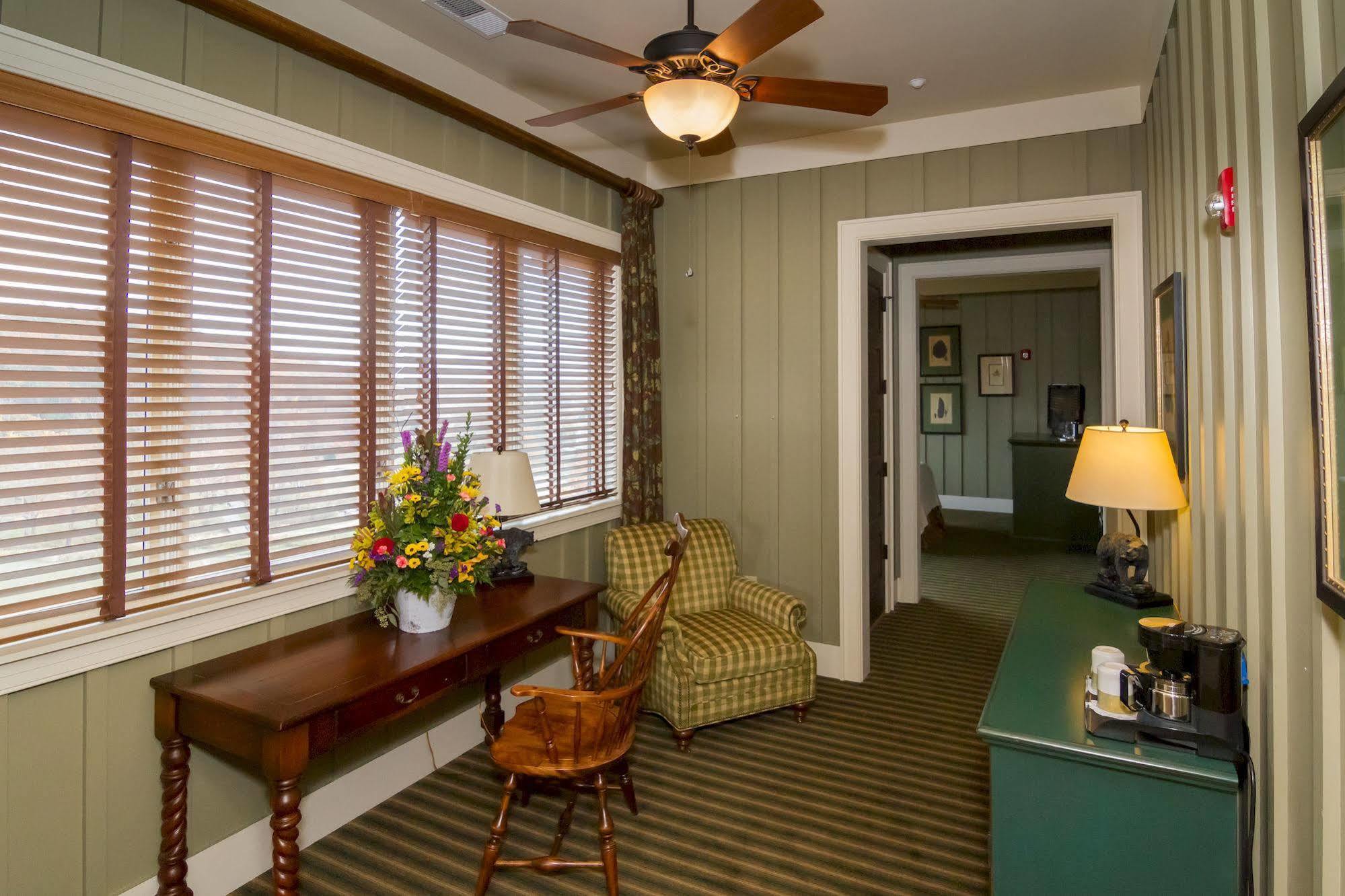 Bright'S Creek Lodge Columbus Exterior foto